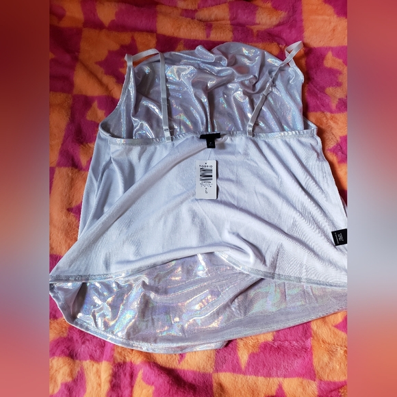 Torrid Liquid Shine Cowl Cami - Picture 5 of 6